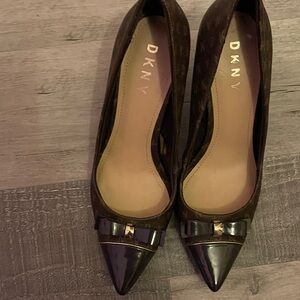 DKNY Women's Brown and Black Heels